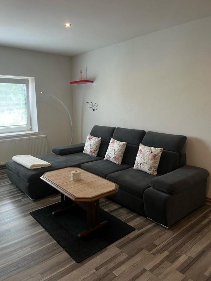 Jaroměř Apartman V Rodinnem Dome מראה חיצוני תמונה